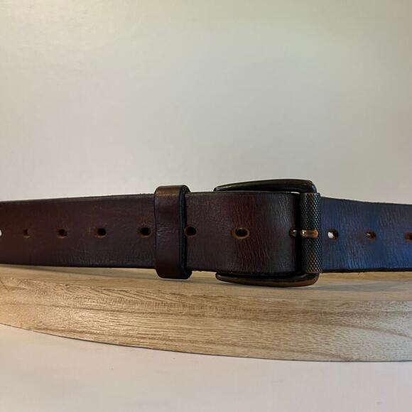 Levi's Brown Genuine Leather Free Size Single Notch Utility Belt Size XL Unisex - Picture 7 of 8